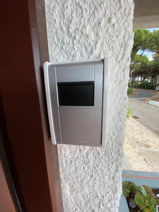 Sunny Villa With Golf Front View Βιλαμούρα Εξωτερικό φωτογραφία